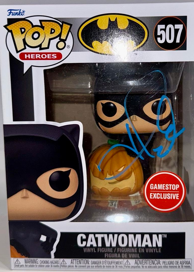 Halle Berry Signed Funko Pop #507 Catwoman (Blue Ink) - Beckett COA #2